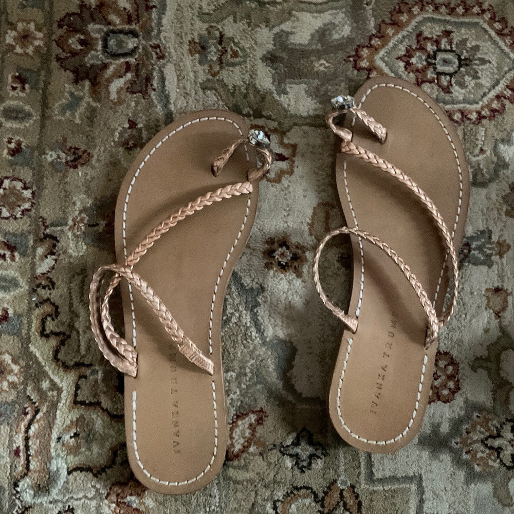 Ivanka Trump size 9 sandals